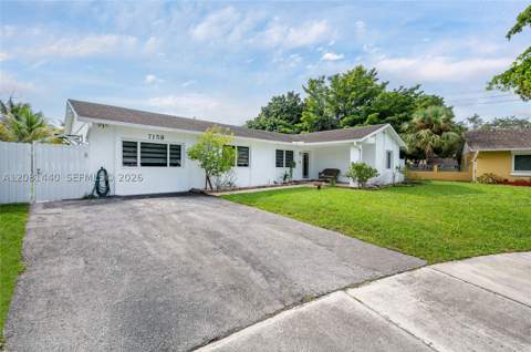 7159 SW 148th Pl, Miami FL - photo 15 of 44