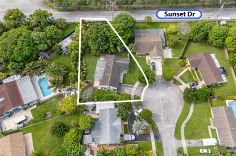 7159 SW 148th Pl, Miami FL - photo 6 of 44