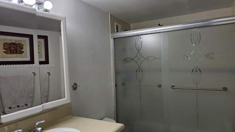 2450 NE 135th St 102, North Miami FL - photo 11 of 21
