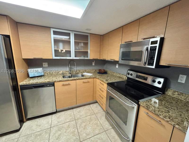 1 bedroom Condominium at 3300 NE 192nd St Ph16, Parc Central Aventura East, Aventura — photo 3