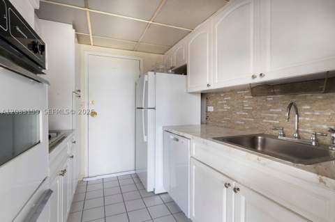 700 Biltmore Way 719, Coral Gables FL - photo 9 of 14