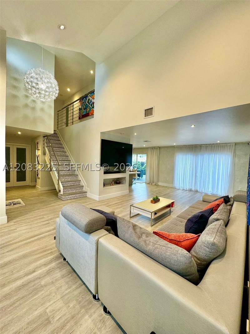 4 bedroom SingleFamilyResidence at 8224 SW 163rd Ct, Poinciana At Sunset Lakes, Miami — photo 3