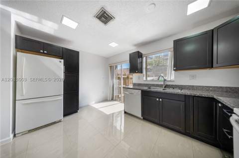 6110 SW 129th Pl 1703, Miami FL - photo 6 of 20