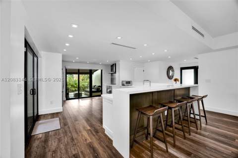 8201 SW 62nd Ave, South Miami FL - photo 12 of 38