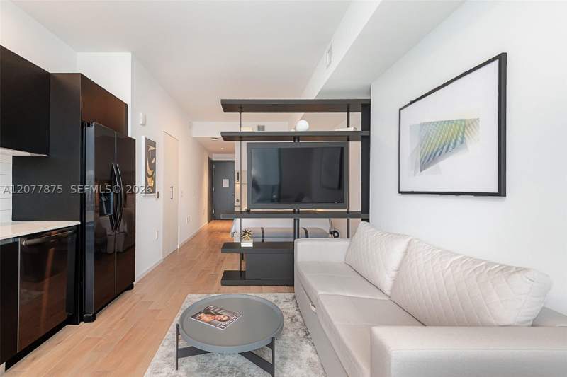1 bedroom Condominium at 398 NE 5th St 3104, Map Of Miami Dade Co. FL., Miami — photo 4