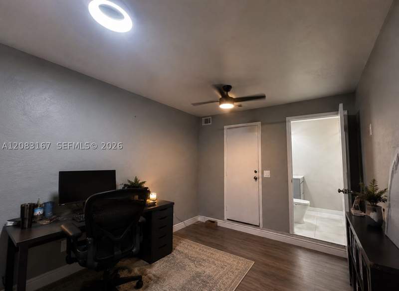 3 bedroom SingleFamilyResidence at 9069 NW 193rd St, Lakes On The Green North, Hialeah — photo 5