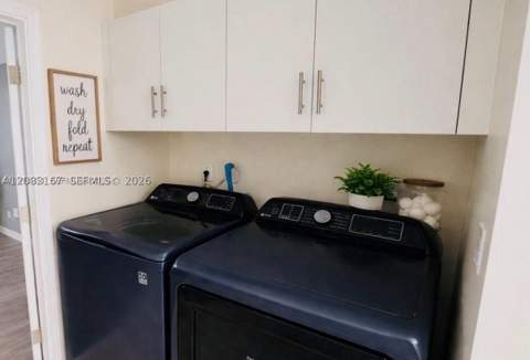 9069 NW 193rd St, Hialeah FL - photo 8 of 18