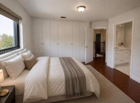 9069 NW 193rd St, Hialeah FL - photo 9 of 18