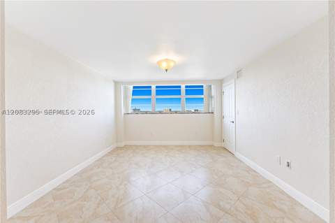 13155 Ixora Ct 905, North Miami FL - photo 12 of 28
