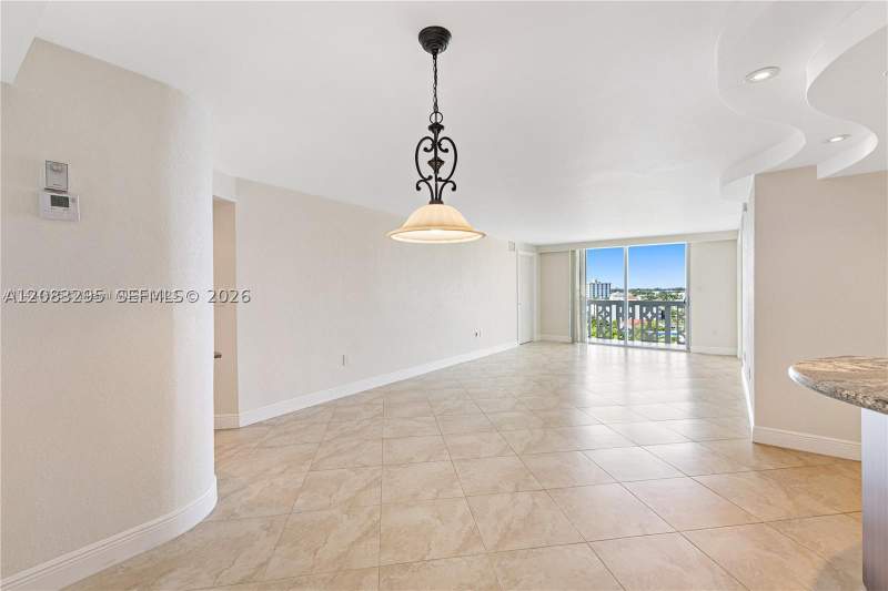 2 bedroom Condominium at 13155 Ixora Ct 905, Keystone Harbor Club Cond, North Miami — photo 2