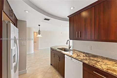 13155 Ixora Ct 905, North Miami FL - photo 7 of 28