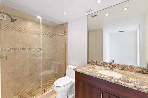 13155 Ixora Ct 905, North Miami FL - photo 8 of 28