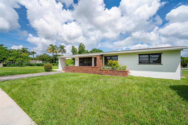 3 bedroom SingleFamilyResidence at 955 NW 15th St, Laurel Manor, Homestead — photo 5