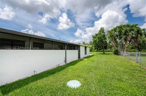 955 NW 15th St, Homestead FL - photo 7 of 34
