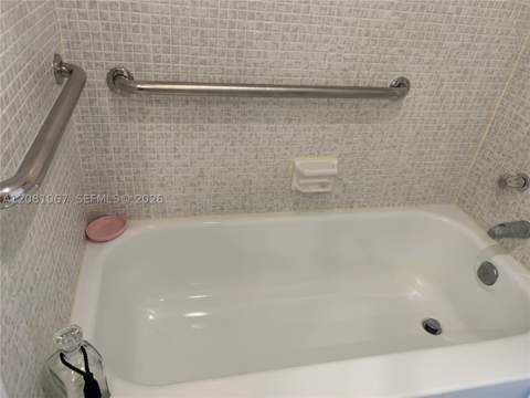 10101 E Bay Harbor Dr 401, Bay Harbor Islands FL - photo 15 of 28