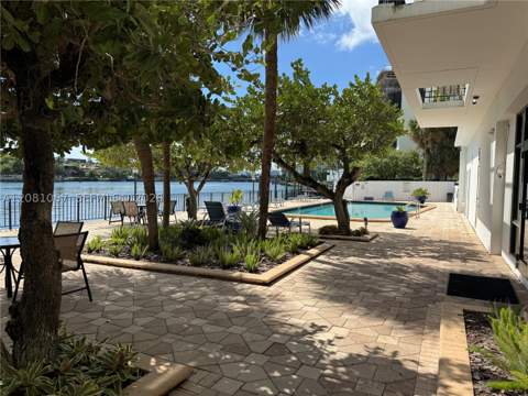10101 E Bay Harbor Dr 401, Bay Harbor Islands FL - photo 19 of 28