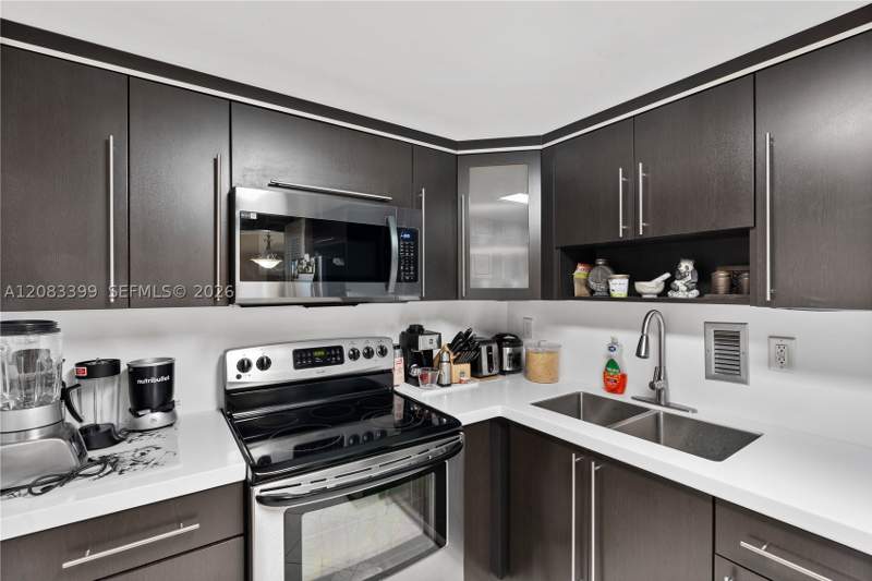 1 bedroom Condominium at 1865 79th St Cswy 16B, Kennedy House Condo, North Bay Village — photo 5