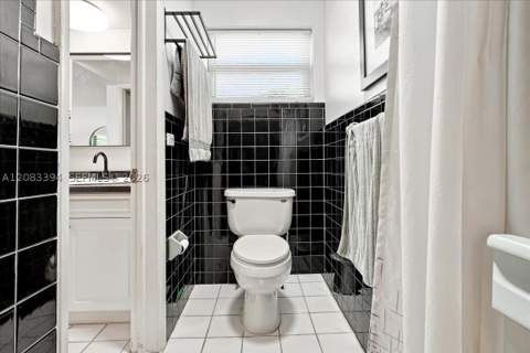 19812 NE 12th Pl, Miami FL - photo 10 of 35