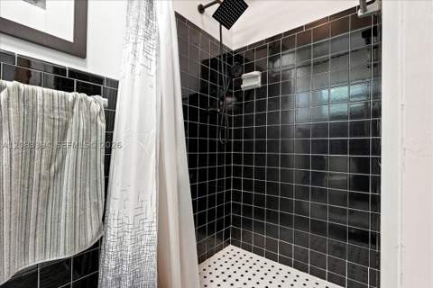19812 NE 12th Pl, Miami FL - photo 11 of 35