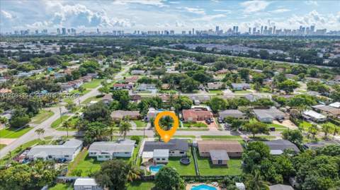 19812 NE 12th Pl, Miami FL - photo 6 of 35