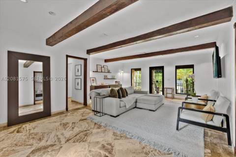 9204 NE 10th Ave, Miami Shores FL - photo 10 of 28