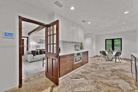 9204 NE 10th Ave, Miami Shores FL - photo 16 of 28