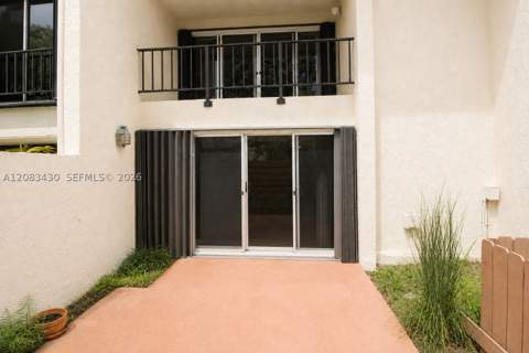 7865 SW 106th Ave, Miami FL - photo 23 of 32