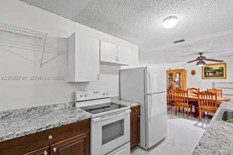 15724 SW 304th Ter, Homestead FL - photo 7 of 42