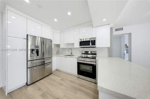 2101 NW 93rd Ter, Miami FL - photo 11 of 25