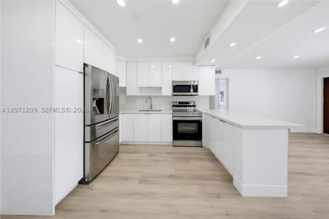 2101 NW 93rd Ter, Miami FL - photo 12 of 25