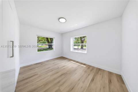 2101 NW 93rd Ter, Miami FL - photo 14 of 25
