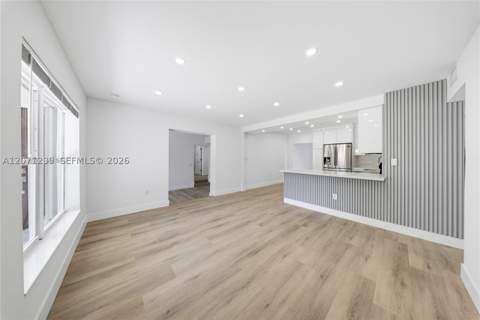 2101 NW 93rd Ter, Miami FL - photo 9 of 25
