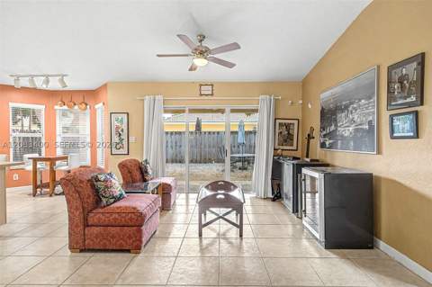 14033 SW 155 Ct, Miami FL - photo 13 of 30