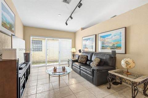 14033 SW 155 Ct, Miami FL - photo 15 of 30