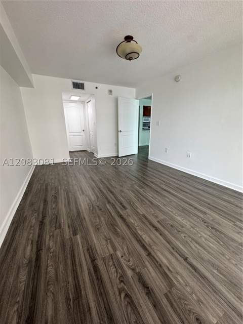 1200 Brickell Bay Dr 3206, Miami FL - photo 15 of 29