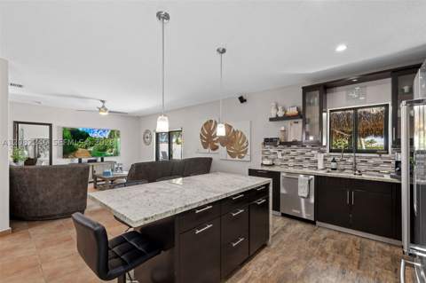 15979 SW 53rd Ter, Miami FL - photo 10 of 42