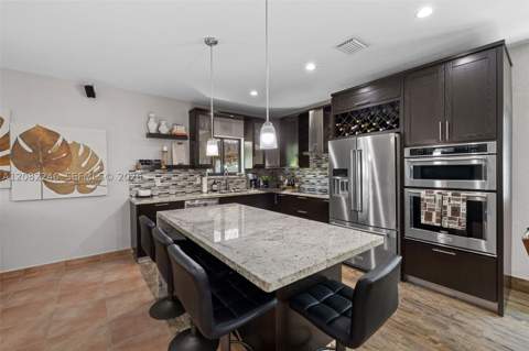 15979 SW 53rd Ter, Miami FL - photo 11 of 42