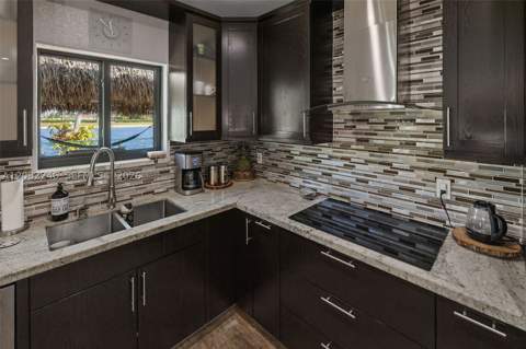 15979 SW 53rd Ter, Miami FL - photo 15 of 42