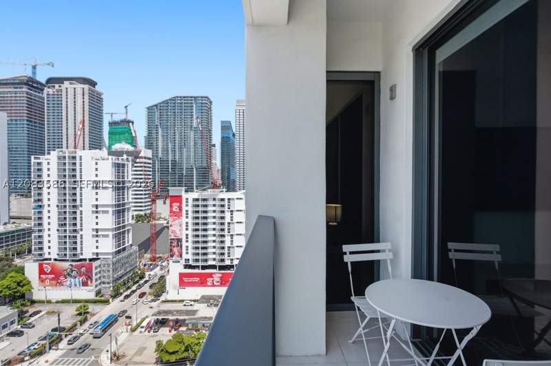 1 bedroom Condominium at 239 SW 9th 1704, Smart Brickell Condo, Miami — photo 2
