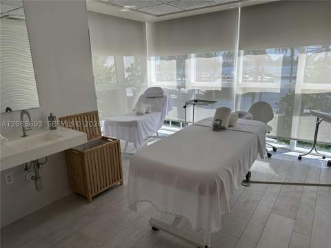 400 Alton Rd 901, Miami Beach FL - photo 21 of 24