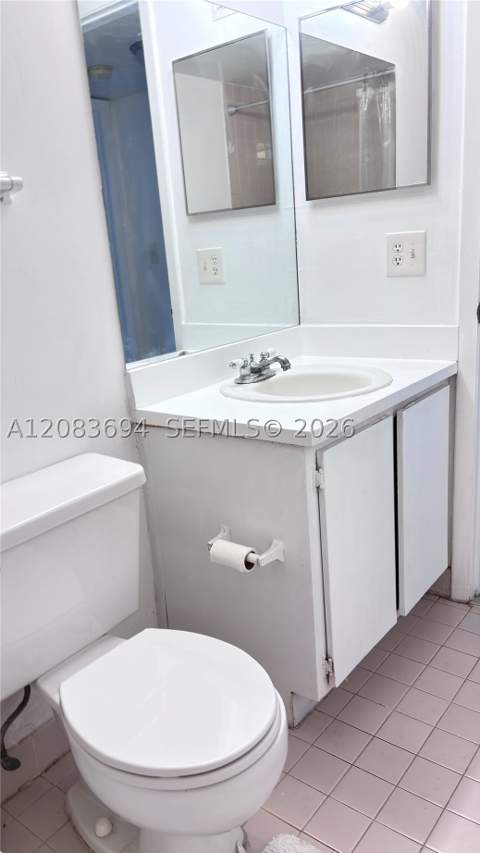 8240 SW 210th St 101, Cutler Bay FL - photo 10 of 22