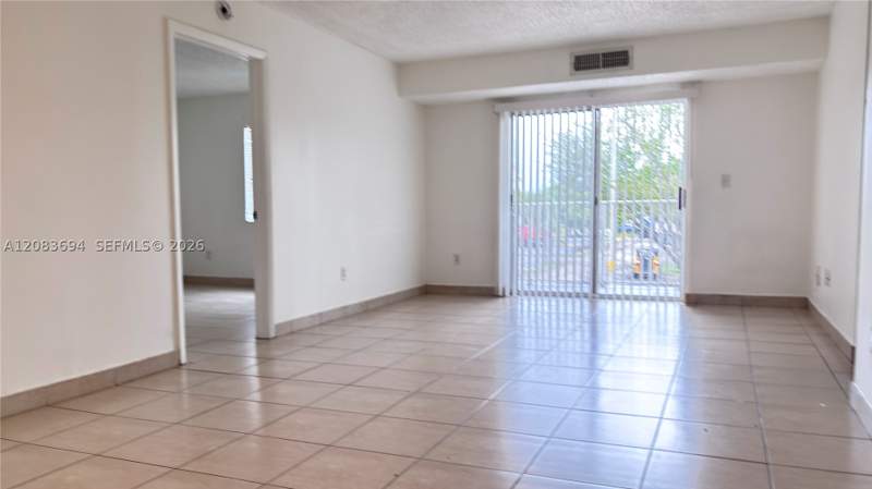 2 bedroom Condominium at 8240 SW 210th St 101, Saga Bay Gardens Condo, Cutler Bay — photo 2