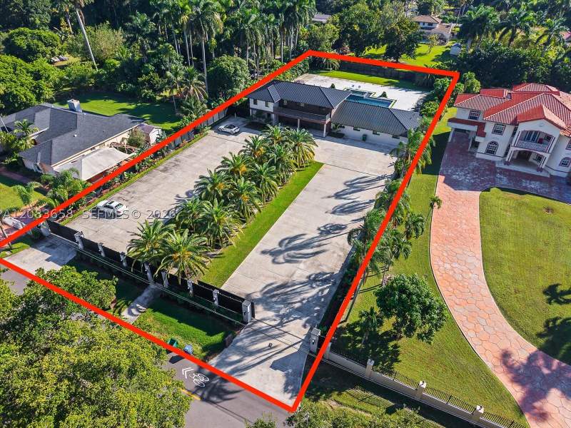 6 bedroom SingleFamilyResidence at 280 NE 156th St, Bisc Gardens Sec A, Miami — photo 3