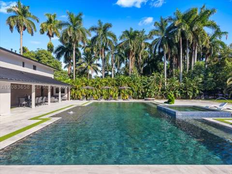 280 NE 156th St, Miami FL - photo 9 of 37