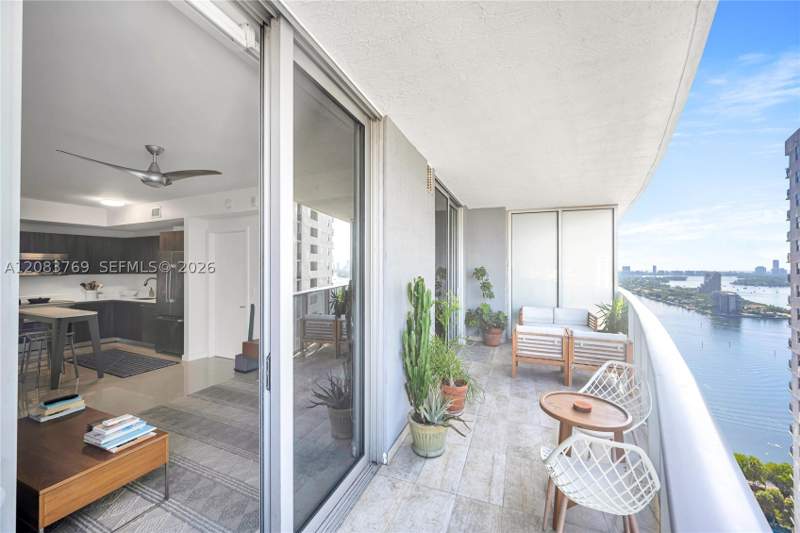 1 bedroom Condominium at 488 NE 18th St 2902, Aria On The Bay Condo, Miami — photo 4