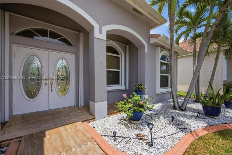 3 bedroom SingleFamilyResidence at 1920 SE 17th Ave, Keys Landing, Homestead — photo 4
