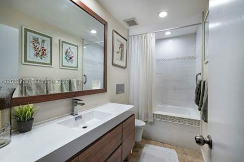 4883 SW 71st Pl, Miami FL - photo 23 of 34