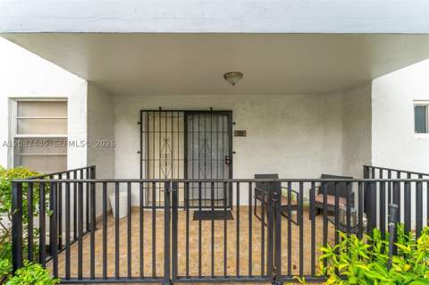 2496 SW 17th Ave 5113, Miami FL - photo 15 of 29