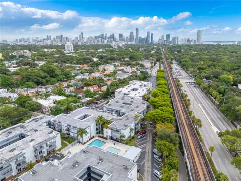 2496 SW 17th Ave 5113, Miami FL - photo 18 of 29