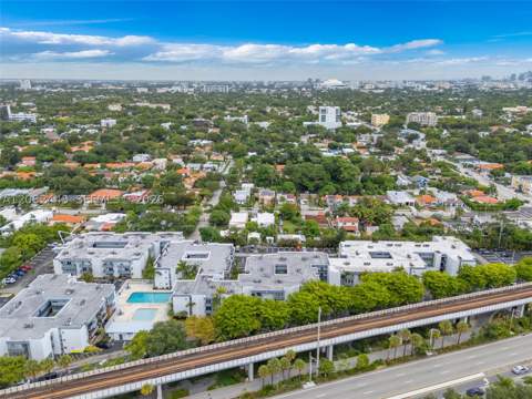 2496 SW 17th Ave 5113, Miami FL - photo 22 of 29